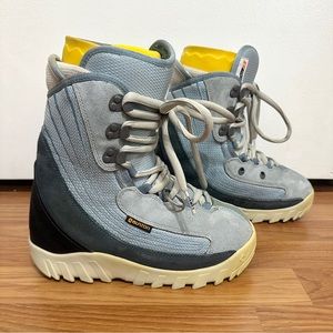 Burton Women’s Snowboard Boots - Moto